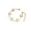 Bracciale designer di lusso Bracciale Women Chain Jewelry 18k Gold Gold Placted Mother of Pearl Four Fare Braccialetti di Braccialetti Chirstmas of Valentines Day and Mothers Day Gift