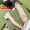 Elbise Ayakkabı Tasarımcı Ayakkabı Fashion Cowhide Yüksek Topuklu High Topuk Kare Kabar Topuk% 100 Deri Metal Toka Heeled Tekne Ayakkabı Büyük Boyut 35-41-42 Orijinal deri taban