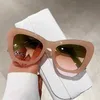 Sunglasses LUMIAS Vintage Gradient Sunglasses Women 2023 New Fashion Cat Eye Candy Color Shades Trendy Outdoor UV400 Protection EyewearL2402