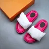 Designer Slipper Slides Women Sandals Pool Pillow Flat Comfort Mule Heels Cotton Fabric Straw Casual Slippers for Spring and Autumn
