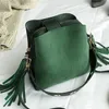 2020 NYA Fashion Scrub Women Bucket Påsar Vintage Tassel Messenger Bag Högkvalitativ retro axelväskor Enkel crossbody väska TOTE258E