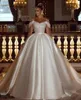 Abiti da sposa con abiti da ballo scintillanti con paillettes con treno satinato staccabile elegante out della spalla Dubai Abiti da sposa moderni arabi abiti da sposa debita