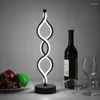 Tafellampen Retro Iron Art Oplaadbaar Decoratief Sfeerlicht Slaapkamer Desktop Bedhoofd Buitenbar