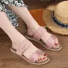 Zapatillas de verano para niñas, fondo plano, hebilla de metal, moda informal, sandalias con flecos para mujer, plataforma gruesa para 10