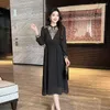 Vestidos casuales 2024 Primavera Verano Moda femenina Ahuecado bordado de manga larga vestido negro de cintura alta delgado elegante midi