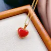 Hängsmycken original emalj porslin hantverk hjärtformat hänge halsband liten färsk romantisk härlig kvinnlig charm varumärke smycken