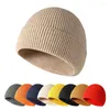Berety bezproblemowe dzianinowe czapki zimowe dla mężczyzn Kobiety maski proste stały kolor miękki ciepłe czapki zewnętrzne czapki czapka unisex