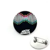 Spille JOINBEAUTY Arctic Monkeys Album musicali Rock Spilla smaltata Pin Gioielli Perni cabochon in vetro Accessori regalo GYF32