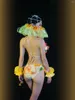 Stadiumkleding Sexy Club Party Show Rave-outfits Gele bloemen Bikini Steentjes Hoofddeksel Prestatiefestival Gogo-danskostuum