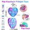 Giocattolo di decompressione Mini Pop Portachiavi Fidget Bomboniere per feste di compleanno per bambini Bk Giocattoli Premi in classe Il cuore si agita Bolle Poppers Dholk