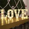 Lettera dell'alfabeto Luci a LED Numero luminoso Lampada Decor Batteria Luce notturna per la casa Matrimonio Compleanno Decorazione della festa di Natale