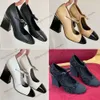 Décolleté Mary Jane di lusso channellies Sandali da donna firmati Scarpe eleganti in pelle moda tacchi grossi patchwork scarpe da sera color kaki bianco e nero