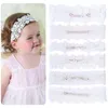 Haaraccessoires Witte kanten babyhoofdband Zoete bloemen uitgeholde borduurband Elastisch nylon hoofddeksel voor baby's Prinses