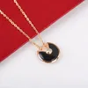 Pendants Selling Rose Gold Mini Talisman Pendant For Women's Necklaces Classic Fashion Brand Banquet Luxury Jewelry