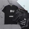 Luxueux Designer Mens Survêtements Ensembles Jogger Sweatshirts Sports Jogging Costumes Homme Survêtements Deux Pièces Ensemble T-shirt Été Imprimé Short À Manches Courtes