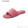 ينزلق المصمم الكلاسيكي الشهير عبر الإنترنت Slipper 2024 New Women Summer Summer One Line Sandal stuls for Girls 11 Colors