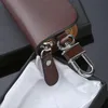 Hochwertiges Echtleder-Fernbedienungs-Autoschlüsseletui – Schlüsselanhänger-Schutz und Schlüsselanhänger-Halter mit Reißverschlusstasche für Autozubehör
