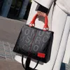 Cross Body 2021 Style Handväska med stor kapacitet netto röd216R