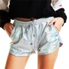 Kvinnors shorts kvinnor glänsande metall 2022 sommar holografisk våt look casual elastic dragstring festival rave byte