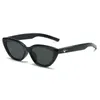 Retro cat eye sunglasses for women, high-end black small frame sunglasses, sun protection design, photo decoration