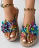 Hausschuhe Comemore Flat Vacation Holiday Woven Flower Beach Flip Flower Pull Sled Einzigartige Sandalen Designer Damenmode Freizeitschuhe J240224