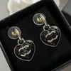 Modedesigner Ohrringe Herz Brief Ohrstecker Marke Eardrop 925 Silber Kupfer Ohrstecker Stilvolle Frauen Kristall Perlenohrring Hochzeit Geburtstag Party Schmuck