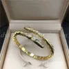 Kvinnor Bangle med/Full Diamonds Gold Rosegold Silver Armband med ruta 22856