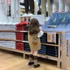 Kleidung Sets 2024 Mädchen Set Frühling und Herbst Niedlichen Pullover Weste Top Casual Weiß Lange ärmeln Drei-stück Kinder koreanischen Stil Kleidung