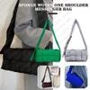 Totes 2022 nova moda feminina puffer saco espaço almofada algodão tecido almofada saco acolchoado bolsa de inverno macio leve bolsa de ombro 01278p