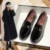 Damesschoenen met zachte zolen voor kinderen in de lente en herfst Nieuwe Britse stijl Kleine leren platte bodem Bean Loafers Casual Single