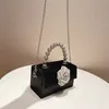 2024 novo coreano internet celebridade pequeno fresco strass flor pérola corrente pequeno quadrado saco de ombro único crossbody