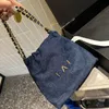 세탁 데님 편지 인쇄 디자이너 미니 22 쓰레기 가방 23cm 금화 매트 마텔라스 체인 여성 어깨 십자가 바디 핸드백 고용량 세련된 지갑