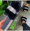 Kappy Women Fur Slider 2021 Modna lato damska futra suwak wodna sandały diamentowe puszyste damskie buty lampy błyskowe halowe buty diamentowe J240224