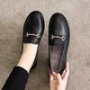 Chaussures habillées pour femmes, chaussures à semelles souples pour enfants au printemps et en automne, nouveau style britannique, petits mocassins en cuir à fond plat, décontractés simples