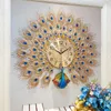 ウォールクロック60x60cm 70x65cm 80x75cm壁に取り付けられた孔雀モダンミュート時計メタルリビングルーム贅沢な結婚式の装飾