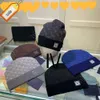 Berretto firmato scozzese cappelli firmati per uomo berretti lavorati a maglia cappello invernale autunno berretto termico con teschio sci viaggio classico berretti di lusso marrone nero grigio mantieni caldo63331sU