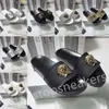 2024 Luxe Designer Slippers Nieuwe Mode Klassiekers Sandaal Casual Schoenen Heren Dames Sandalen Sliders Metalen Logo Slipper Zomer Platform Platte Glijbaan Maat 35-46