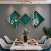 Relógios de parede Tuda Sala de estar Decoração Elegante Atmosfera Silenciosa Relógio Restaurante Moderno Criativo Rhombus Cristal Porcelana Pintura