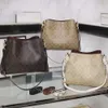 Borsa a tracolla a trama semplice di alta qualità di design di lusso Borsa a secchiello da donna Borsa a tracolla in pelle bovina di nuova moda Borsa per pendolari Borsa a mano