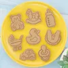 Moules de cuisson 8pcs Cookies Cutters Bébé Dessin animé Thème Pâte Timbre Plastique 3D Pressable Biscuit Moule Pâques Cuisine Pâtisserie Bakeware