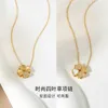 925 Silver Four Leaf Necklace Womens Propeledile Ins Style electroplating inlay Zircon Tiktok نفس المجوهرات المتقاطعة