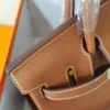 2023 10A Toptassen Dames Portemonnees Designer Handtassen Handgemaakte Wax Lijnen Luxe Klassieke Mode TOGO Togo Lederen Portefeuilles Sac De Luxe F271J