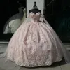 Rosa Quinceanera-Kleid 2024, schulterfrei, Perlenapplikationen, Spitze, Tüll, funkelndes Ballkleid, formelles Geburtstags-Partykleid, Robes de Soiree