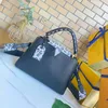 Leopard Print Capucines Handväskor Tygväska Kvinnor Crossbody Bag Avtagbar bälte Toppkvalitet Handväska Purse Clemence Fashion Shopping B266V