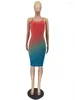 Casual Jurken SKMY Zomerkleding Voor Dames Mode Multi-Color Gradiënt Spaghetti Band Mouwloos Bodycon Jurk Feest Sexy Club outfits