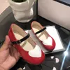 2024 neue Mädchen Prinzessin Schuhe Frühling Herbst Kinder Flache Kleid Schuhe Runde Kappe Weiche Sohle Faulenzer Baby Kinder Mädchen ballett Schuhe