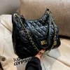 Lingge Chain 2022 Nieuwe trendy en modieuze luxe enkele schouder winter Veelzijdige crossbody tas voor woon-werkverkeer 75% directe verkoop in de fabriek