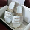 Designer Slippers Parijs Sandaal Gebreide Stro Slipper Dames Flats Slides Kanaal Sandaal Slip Luxe Muiltjes Slides Strand Vrouwelijke Slippers Leren Slippers