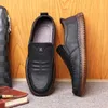 Hoge kwaliteit lederen heren casual schoenen handgemaakte lichte heren loafers ademend comfortabel wandelen slipon rijden 240223