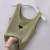 Diseñador Tanques de mujer Camisetas Chaleco Camisa corta 2024 Moda Mujer Puntos Chalecos Joggers Chaquetas Pantalones cortos Letras Camisetas Lado sin mangas para mujer Tops de seda Chándal